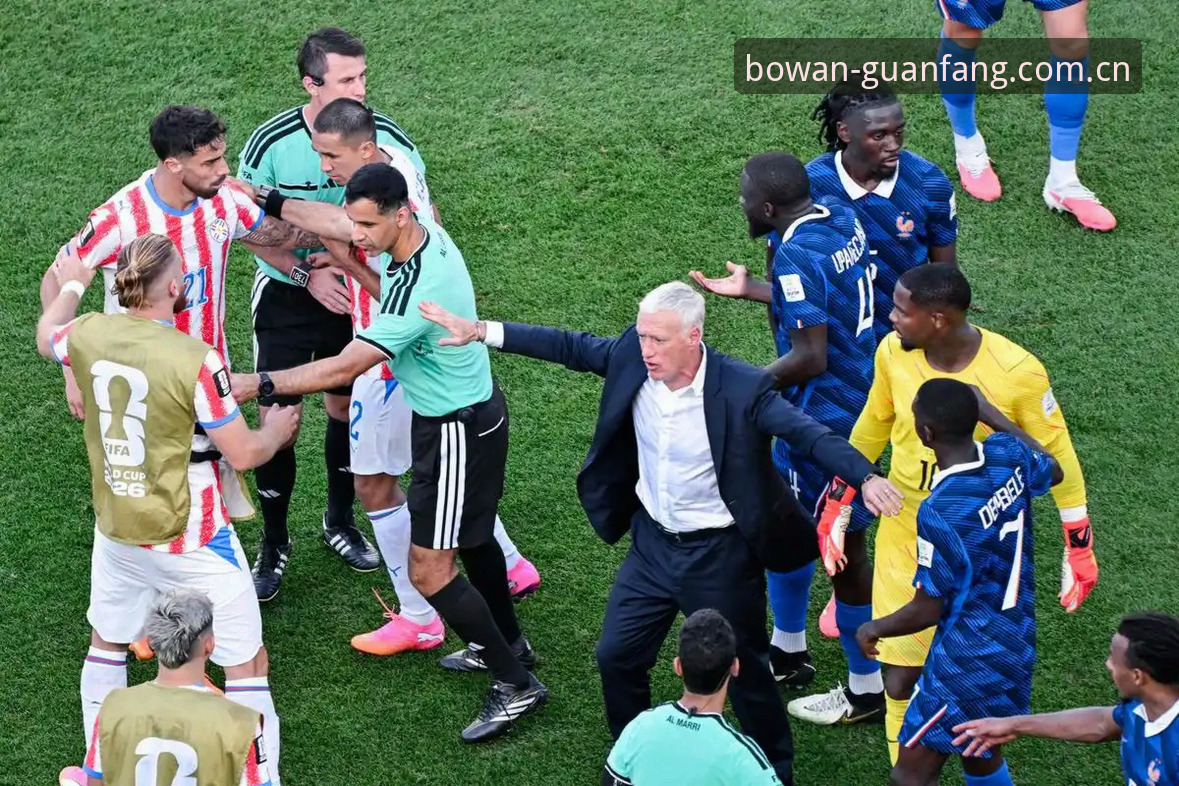 揭秘法国队3-0背后的战术密码：德尚的“不满”与这场胜利的真正价值